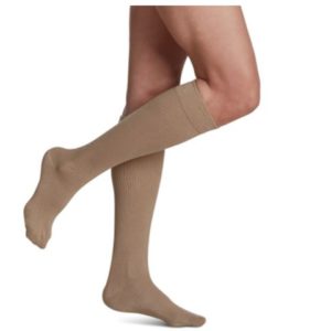 Bas de compression aux genoux – Boutique Bel Âge